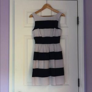 NEVER WORN NAVY BLUE AND WHITE STRIPED SHORT DRESS